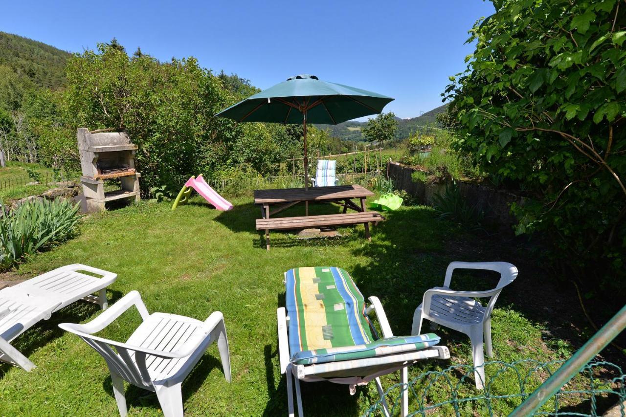 Gites Ou Chambres D'Hotes A La Ferme Orbey Exterior foto